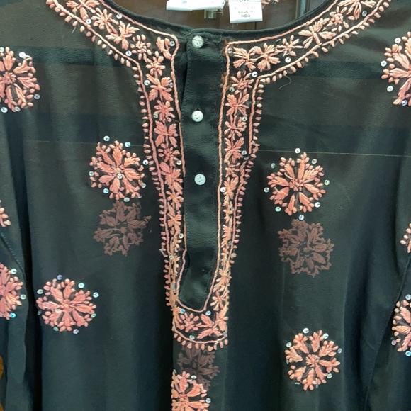 Cohabitat Gorgeous sheer embroidered tunic - Picture 6 of 10